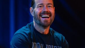 Ist Django Asül verheiratet